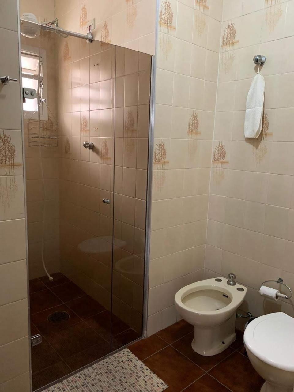 4 Suites, Ar Cond Tv, Internet, Piscina,150 Mts Praia! Aceitamos Pet! Guarujá Exterior foto